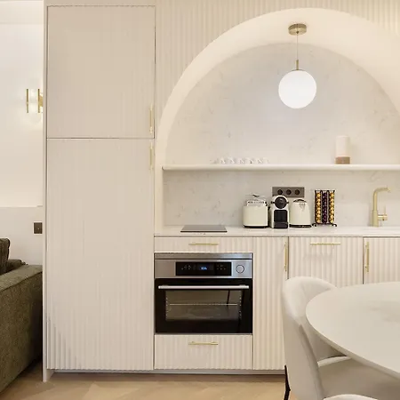 Apartment Pick A Flat's With Services In Opera Paris