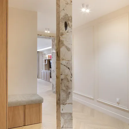 Pick A Flat's With Services In Opera Apartment *