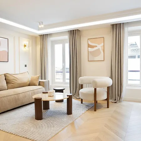 Apartment Pick A Flat's With Services In Opera Paris