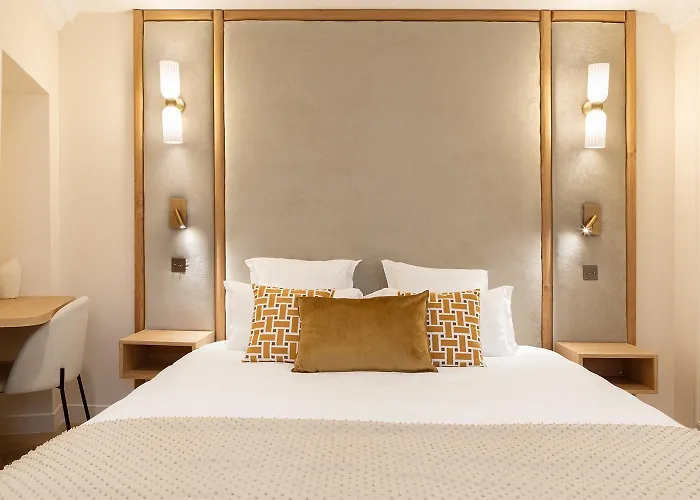 Pick A Flat's With Services In Opera Daire Paris