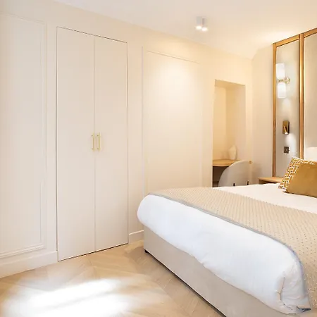 Apartament Pick A Flat's With Services In Opera